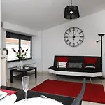 Apartment Wondrous Terrace In Center