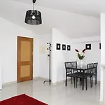 Apartment Wondrous Terrace In Center Cascais