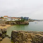 Apartment Wondrous Terrace In Center Cascais