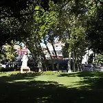 Wondrous Terrace In Center *