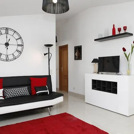 Wondrous Terrace In Center *