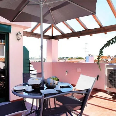Wondrous Terrace In Center Apartment *