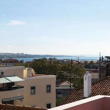 Apartment Wondrous Terrace In Center